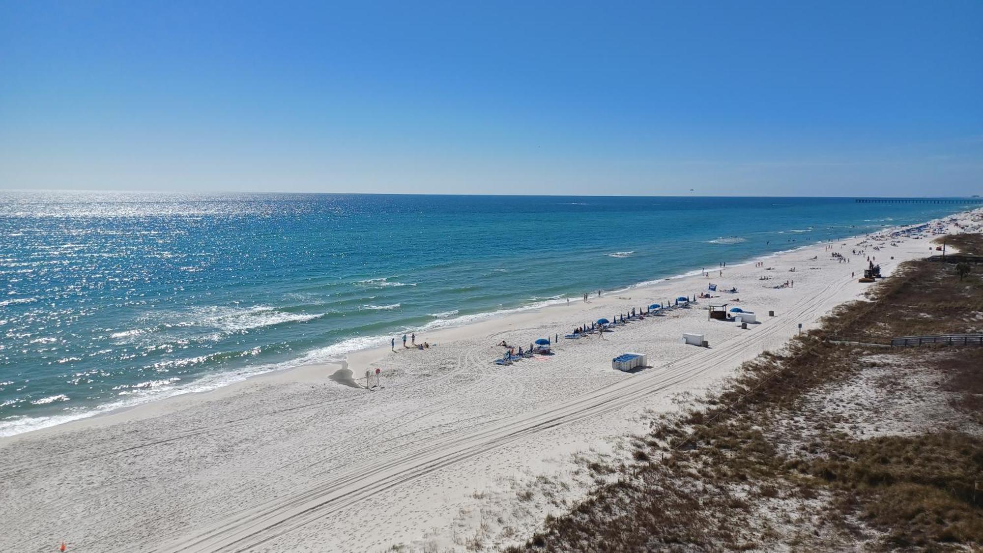 Couples Getaway, Honeymoon Sweet, Perfectly Cozy Front With Kitchen, Pool, Free Parking,check-in At Door Aparthotel Panama City Beach